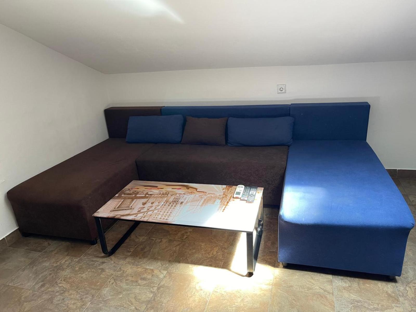 Dejan Apartment-Top Centar Пула Екстериор снимка
